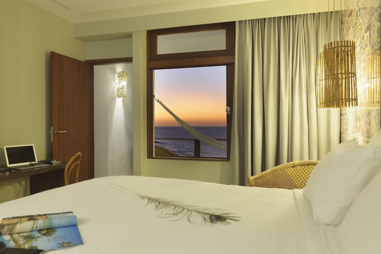 Hotel Pontal De Ubu Аншиета Екстериор снимка