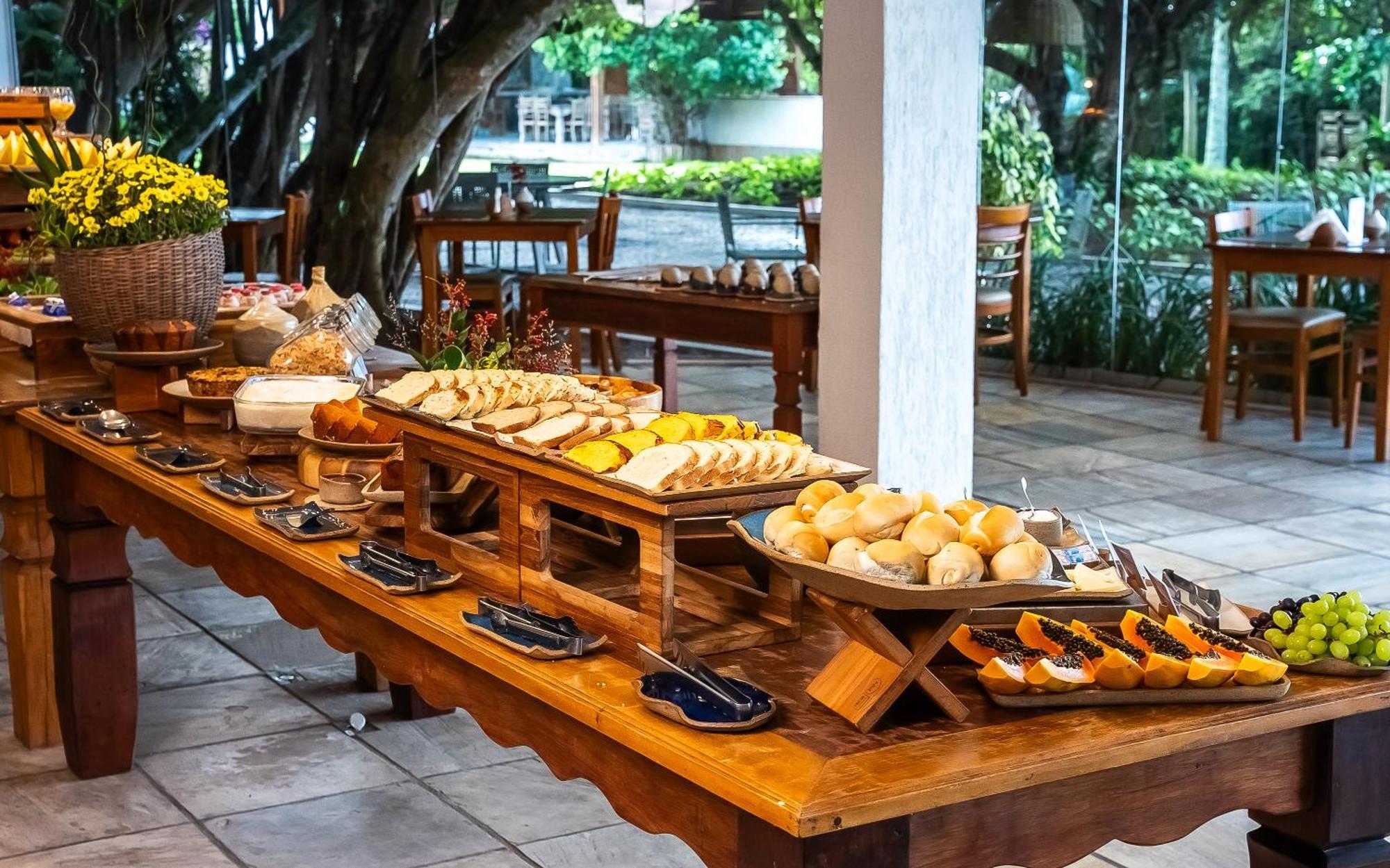 Hotel Pontal De Ubu Аншиета Екстериор снимка